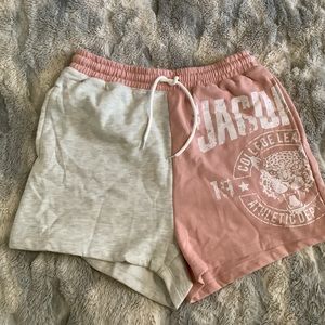 NWT.  Zoe + Liv - half pink half grey oversized athleisure shorts - size: small
